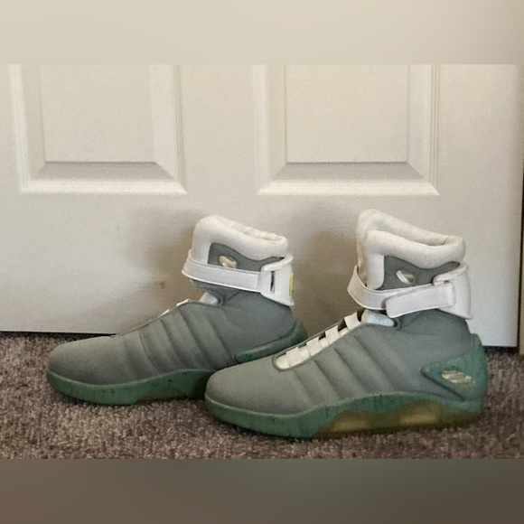 Size 13 back to the future shoes - Picture 2 of 5